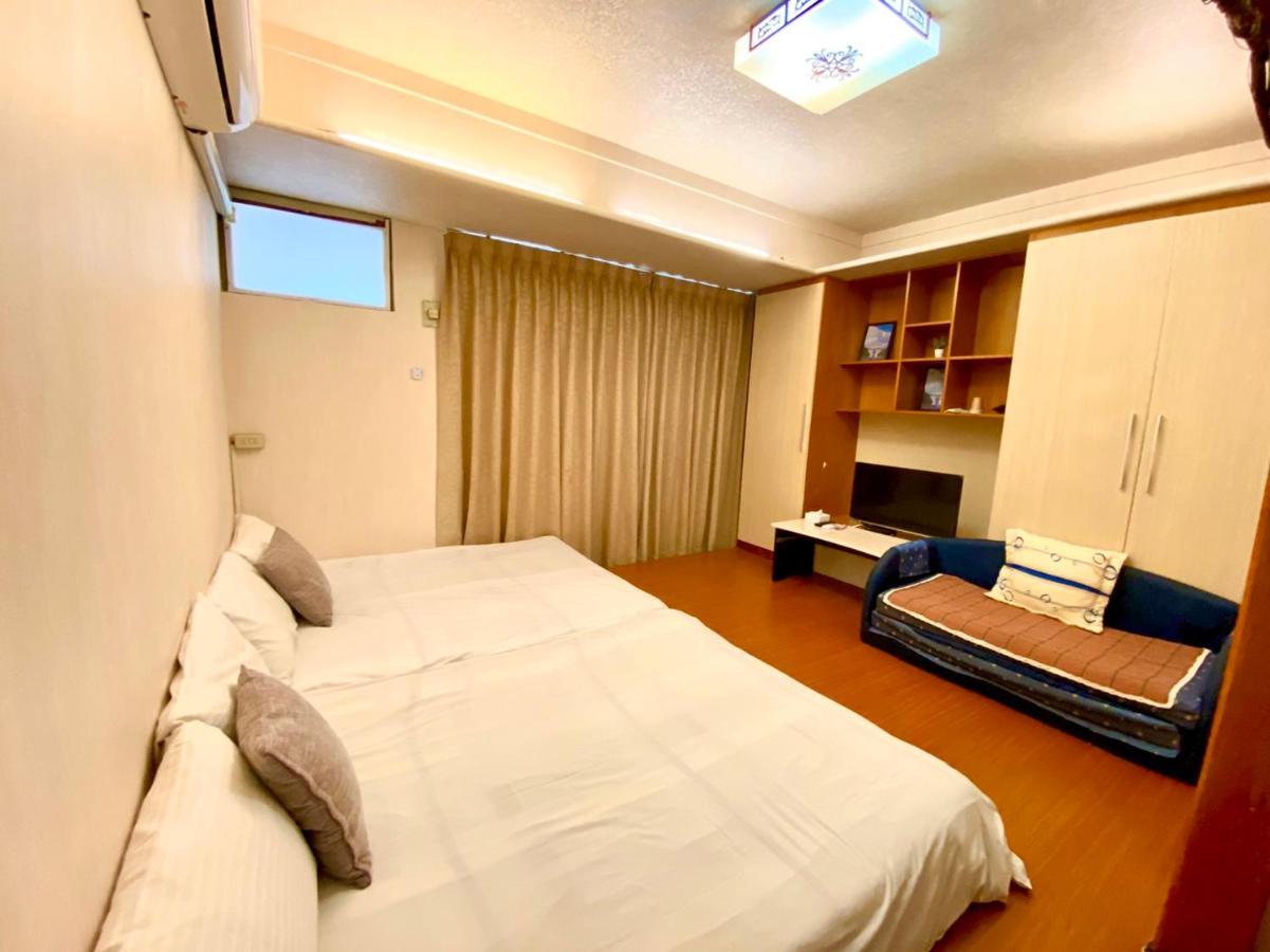 Fengjia Pig'S House Taichung Exterior foto